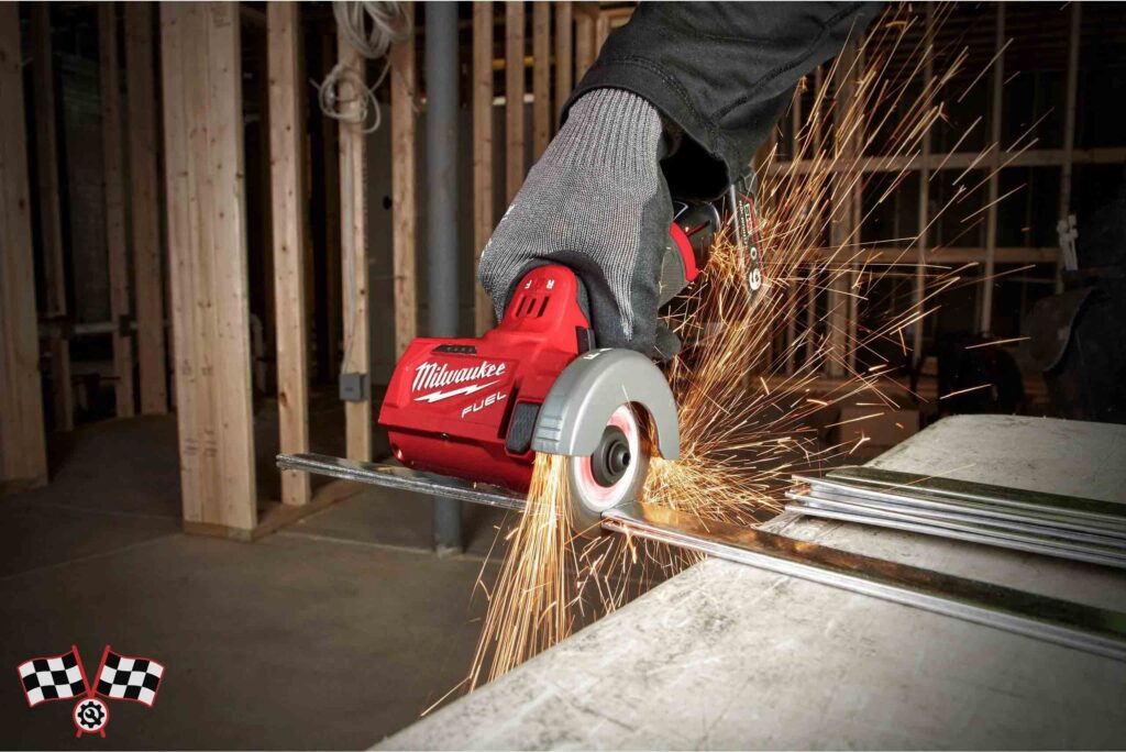 مینی اره برشی چند کاره شارژی 12 ولت میلواکی مدل M12FCOT-0