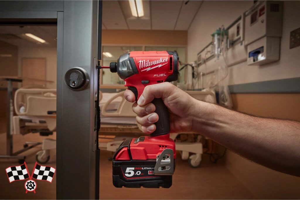 پیچ گوشتی هیدرولیک شارژی 18 ولت میلواکی مدل M18FQID-0X