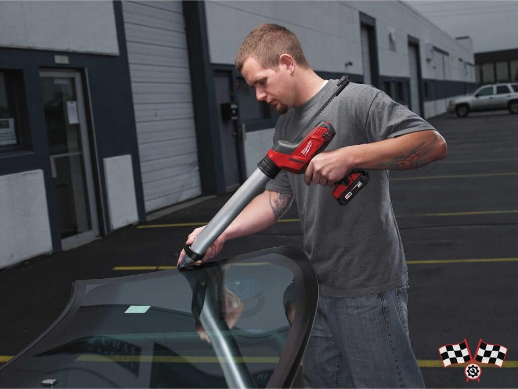 چسب زن تیوپ 600 میلی لیتر شارژی 18 ولت میلواکی مدل C18PCG/600T-201B