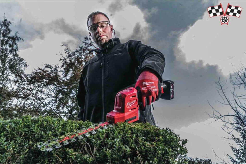 شمشاد زن 20 سانتی متر شارژی 12 ولت میلواکی مدل M12FHT20-0