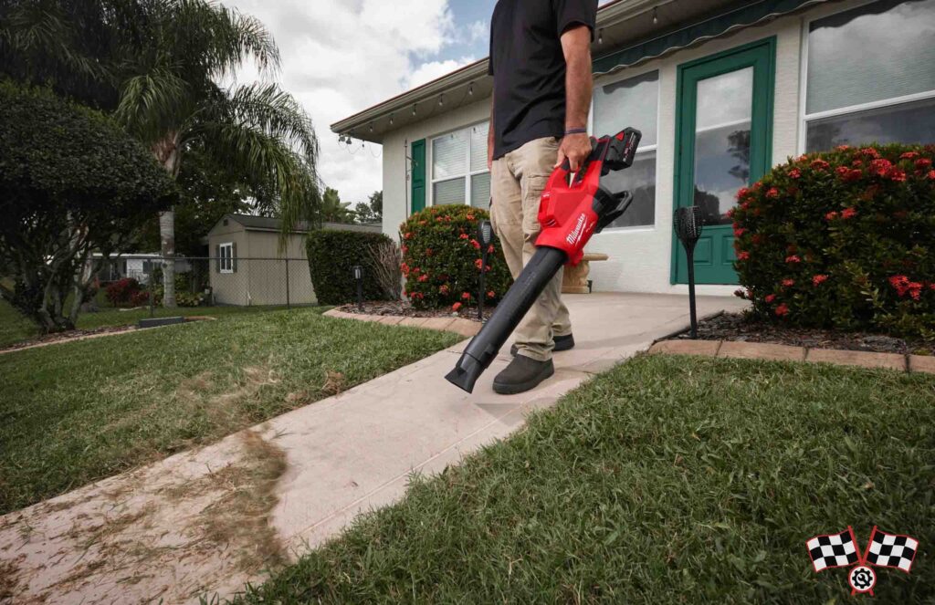 بلوور شارژی 18 ولت میلواکی مدل M18F2BL-802