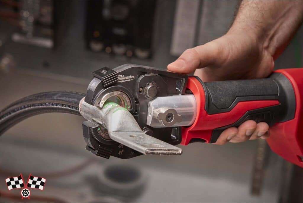 پرس کابلشو شارژی 18 ولت میلواکی مدل M18HCCT-201C